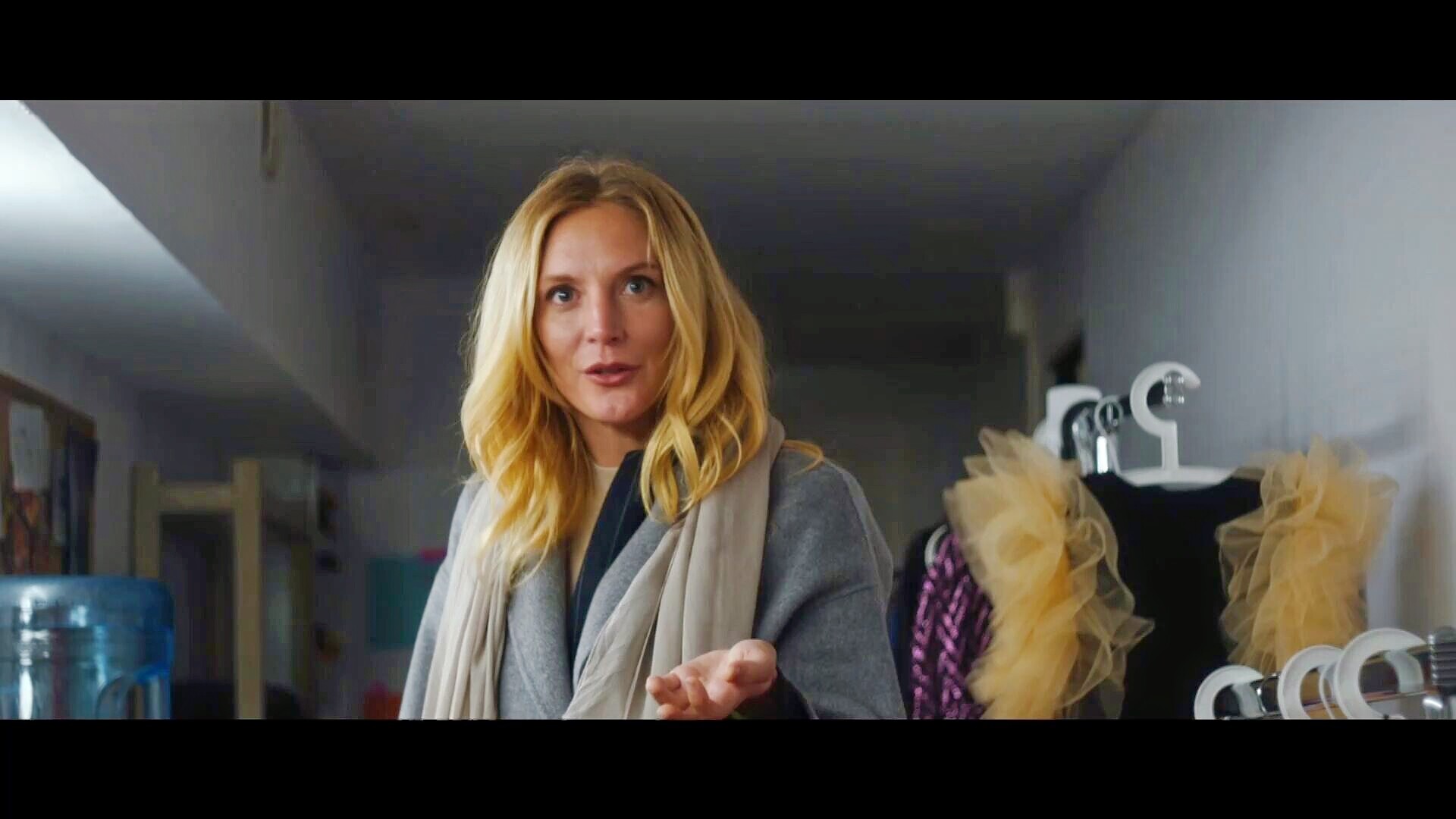 Julia-roca-safe-word