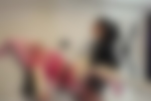 'Maid'-Szene aus Lady Blackdiamoond - Sissy Academy