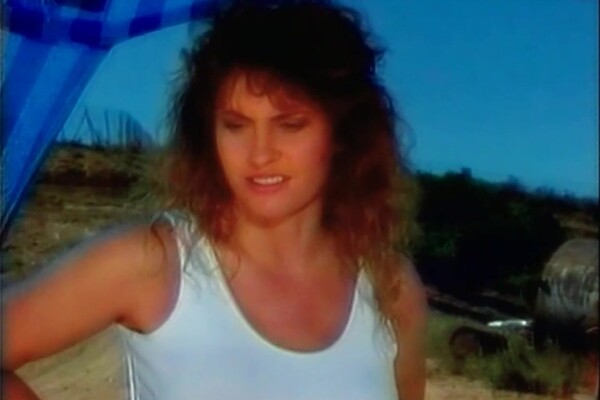 'Boss'-Szene aus Britt Morgan & Nina Hartley - Mirage 2