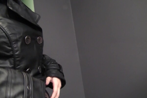 'Domina'-Szene aus Allison Taylor - Domina Nicole And Her New Assfuck Toy Manuel