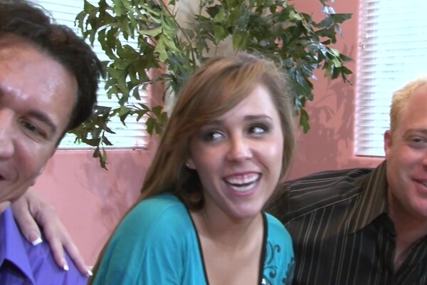 'Premium'-Szene aus Ashlyn Rae, Ashlyn Rae & Ella Milano - Sluts