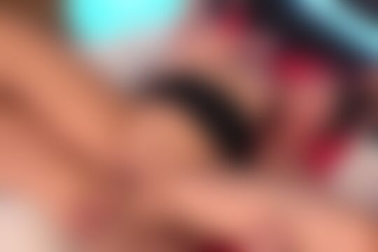 'Tattoos'-Szene aus Mandy Mystery - German Tattoo MILFs