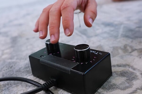 'Uni'-Szene aus Juniper Ren - Girlcum 11