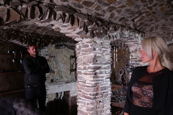 'Kinky'-Szene aus Brittany Bardot - Kinky Ass Fuck