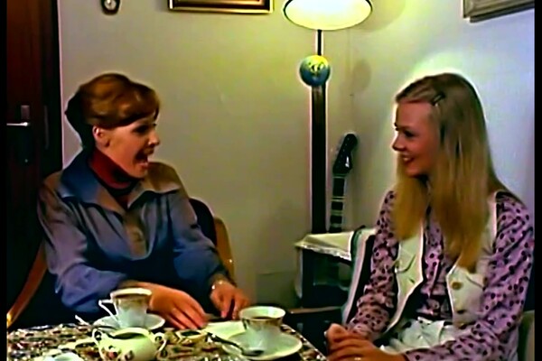 'Christmas'-Szene aus Anne Magle, Christa Abel & Karine Gambier - Golden Century Of Porn 5