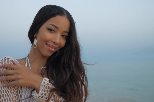 'Geschichte'-Szene aus Lia Lin - Dangerous Type