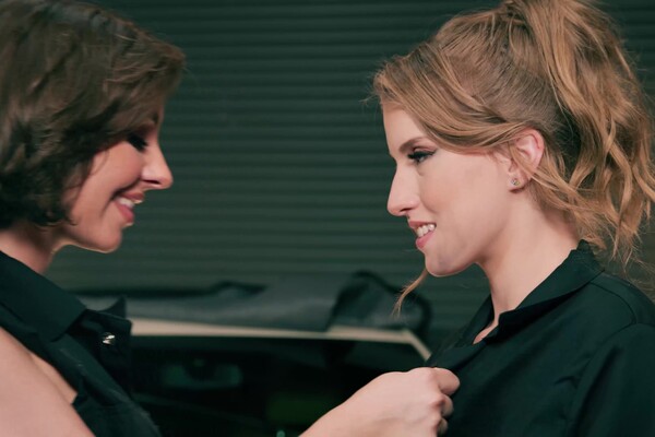 'Mommy'-Szene aus Octavia Red & Tommy King - Unquenchable Thirst