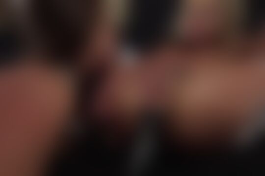 'Rocco Siffredi'-Szene aus Psycho-Sex-Therapie mit der brünetten schönen Amirha Adara und dem blonden Babe Cherry Kiss