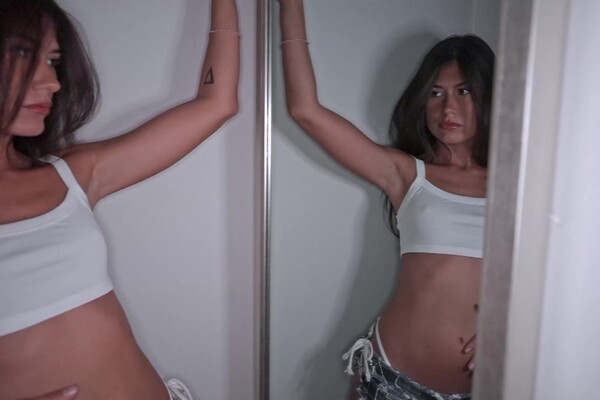 'Wet'-Szene aus Charlotte Mae - Fuck Her Wet 4