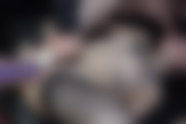 'Vibrator'-Szene aus Full Service Sluts! - Cum Bitch (Bukkake Partys) Szene 2