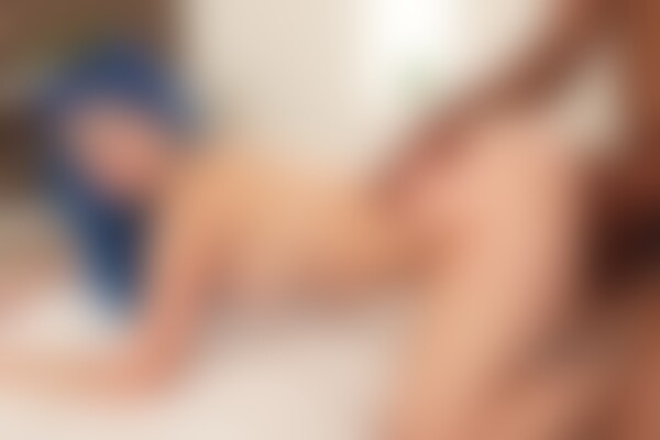 'Busty'-Szene aus Jewelz Blu - Big Tits Love BBC 6