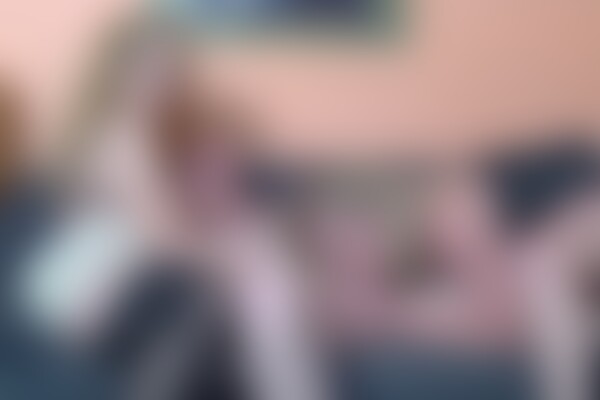 'Premium'-Szene aus Bea Dumas - 50x Simone fickt sich durch die Nachbarschaft