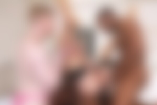 'Cuckold'-Szene aus Cory Chase - Cuckold Interracial Double Penetrations 2