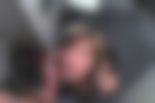 'Süß'-Szene aus Abgeschleppt und durchgefickt: Süß, naturgeil mit Riesenarsch