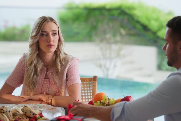 'Masseuse'-Szene aus Haley Reed - Sweat Equity 2