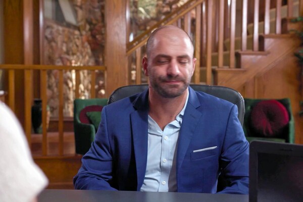 'Büro'-Szene aus Kay Lovely - Big Tit Office Chicks 7