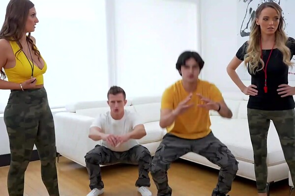 'Prison'-Szene aus Kenzie Love & Pristine Edge - Mom Swap 5