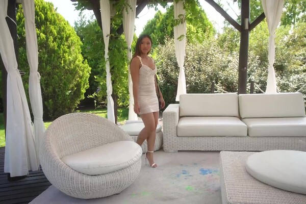 'Kinky'-Szene aus May Thai - Teilweise kinky, völlig unanständig