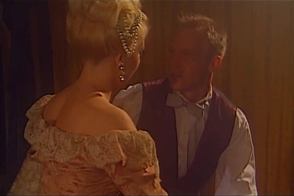 'Vampir'-Szene aus Graf Dracula's bissige Saftfotzen (Herzog) Szene 3