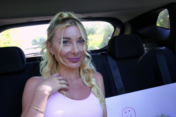 'Parodie'-Szene aus Marilyn Crystal - Double Penetration Paradise