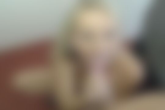 'Hausmeister'-Szene aus Blond, geil und lieber zwei Schwänze