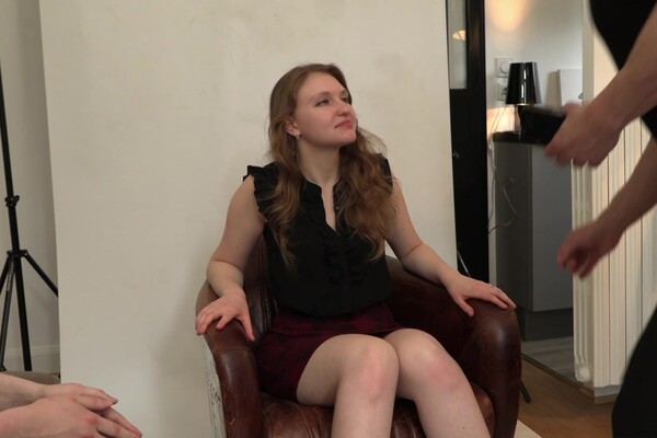 'Nachbar'-Szene aus Lyna Jade - Unsere Nachbarn lieben Dreier