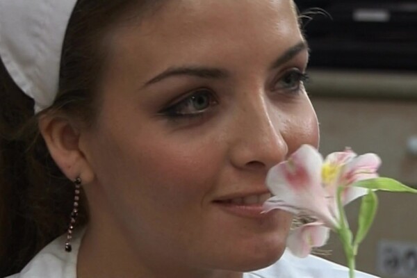 'Nurse'-Szene aus Oksana D'Harcourt - Emergency