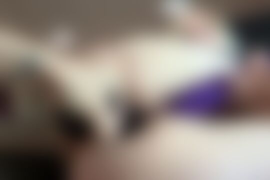 'Sexspielzeug'-Szene aus Die blonde Klasse MILF Julia Ann genießt Toys )besonders im Arsch)