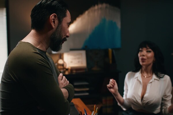 'Büro'-Szene aus Little Puck - Setting Him Up For Success