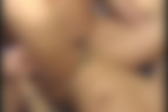 'Pärchen'-Szene aus Große Fuckshow von Magma mit hübschem Pärchen