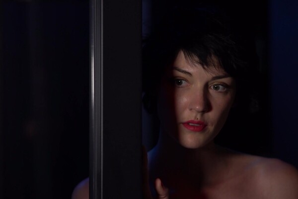 'Striptease'-Szene aus Elisa Calvi & Lucy Heart - Strip