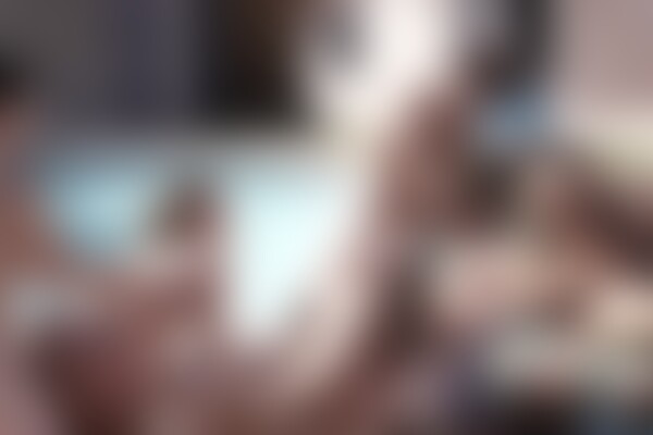 'Stöhnen'-Szene aus Candice Dare & Daisy Stone - Orgy Party