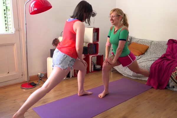 'Swinger'-Szene aus Guest Direction 8: Hania Series (Abby Winters) Szene 1