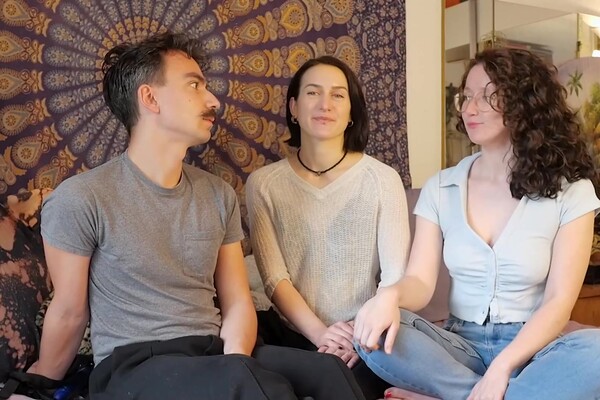 'Paar'-Szene aus We Are Polyamourous 4 (Lustery) Szene 3