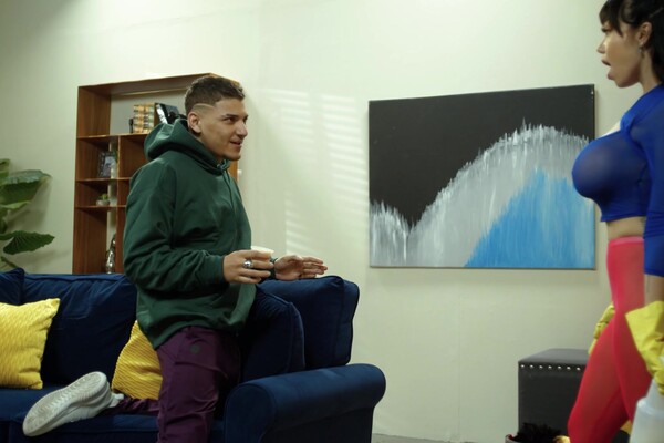 'Punk'-Szene aus Little Puck - Naughty MILFs 2