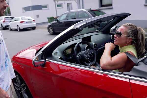 'Berlin'-Szene aus Snake Dave - Zufällig Gebumst