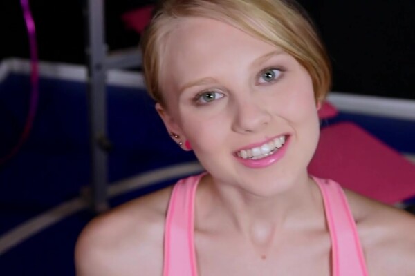 'Geld'-Szene aus Lily Rader - Honey Cunnies 3