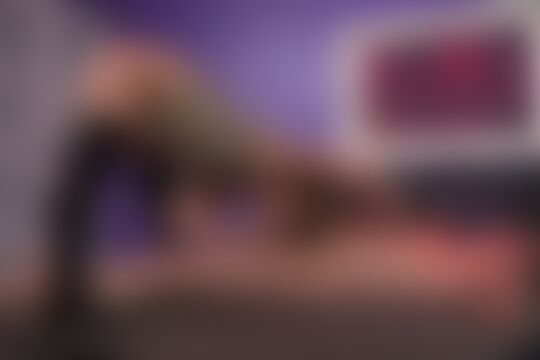 'Lustig'-Szene aus Das tätowierte blonde Call Girl Eva Adams in Lackstiefeln arschgefickt