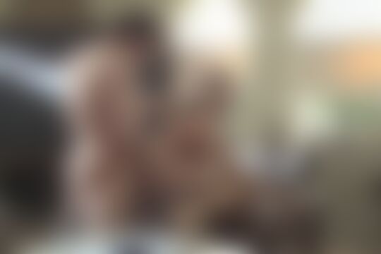 'Bus'-Szene aus Katsuni & Riley Steele - Teachers