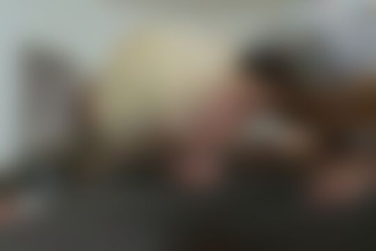 'Hängetitten'-Szene aus 4 Stunden Alt & Jung 7 (erotic planet) Szene 6