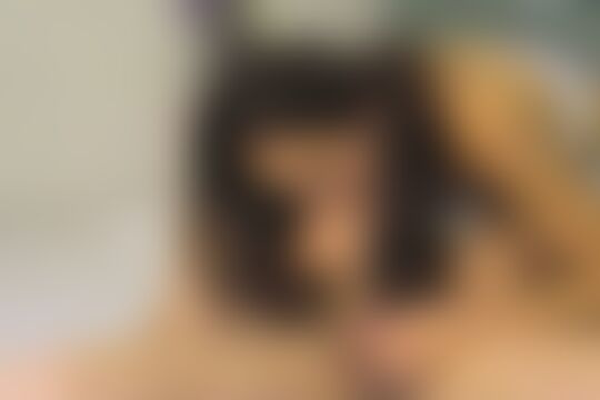 'Hängetitten'-Szene aus 4 Stunden Alt & Jung 7 (erotic planet) Szene 5