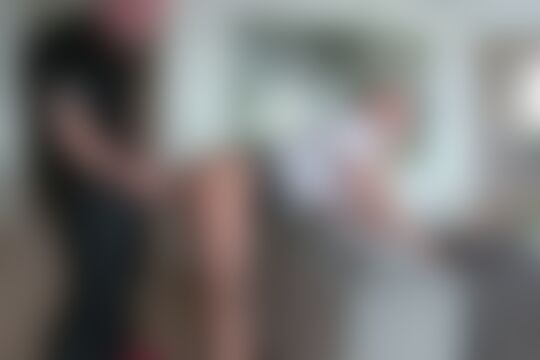 'Nackt in der Öffentlichkeit'-Szene aus Lara Cumkitten - Mira Grey: I Want You