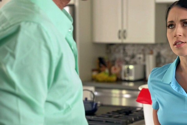 'Rollenspiel'-Szene aus Alex Coal - Corrupted By A Sinful MILF