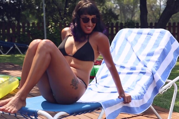 'Freundin'-Szene aus Kali Sudhra - Sex mit Freunden