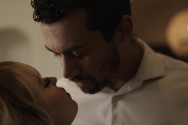 'Orgy'-Szene aus Alexia Anders, Alexis Tae & Kira Noir - Orgy Addicted