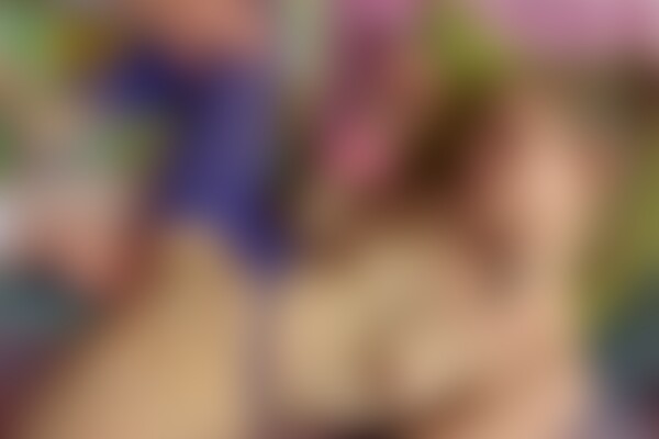 'Cowgirl'-Szene aus Rose - Girls And Their Boys 39