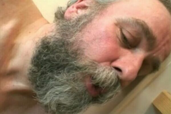 'Küche'-Szene aus Autobahnficker/In Opas Küche