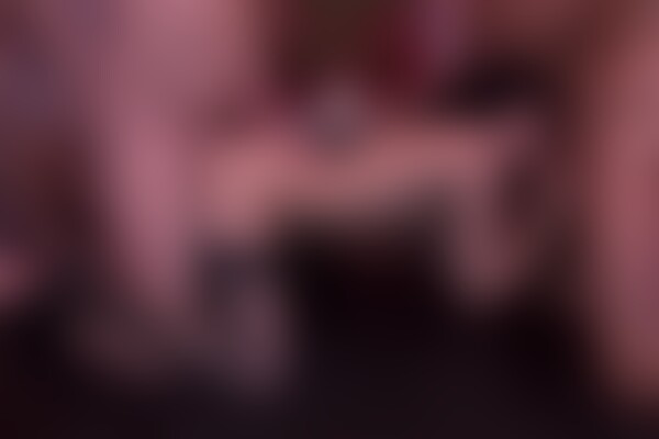 'Latina'-Szene aus Khadisha Latina - Luder Poppen 5