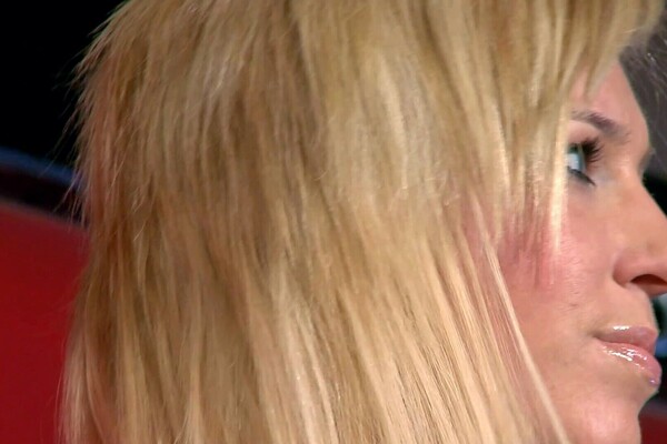 'Spanking'-Szene aus Victoria White - Spanking Delights