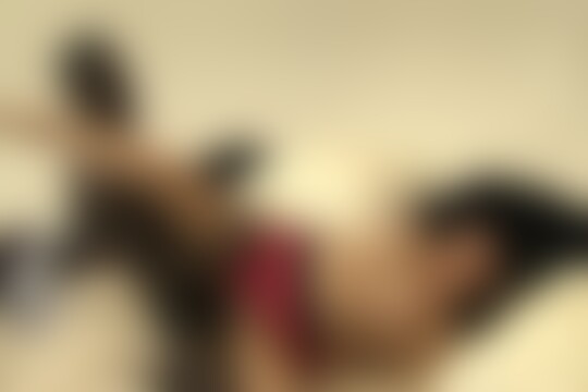 'Agent'-Szene aus Kookie, Minka Prince & Sharon Da Vale - Vivian Schmitt: Die Agentur